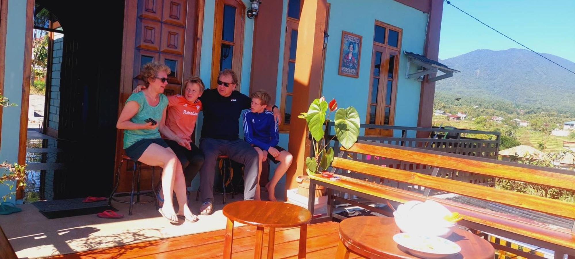 Kopa Hilltop - Family Guest Home Ruteng Zewnętrze zdjęcie