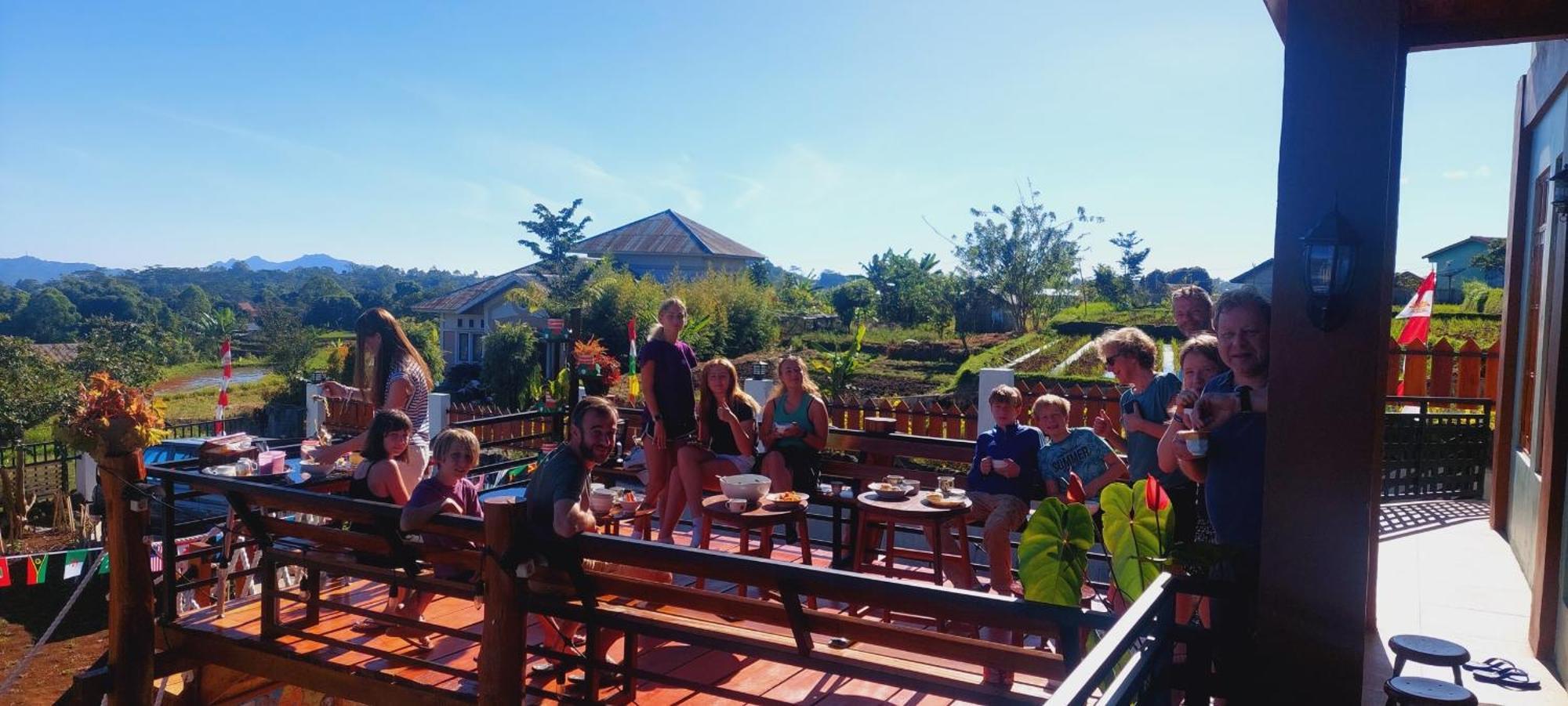 Kopa Hilltop - Family Guest Home Ruteng Zewnętrze zdjęcie