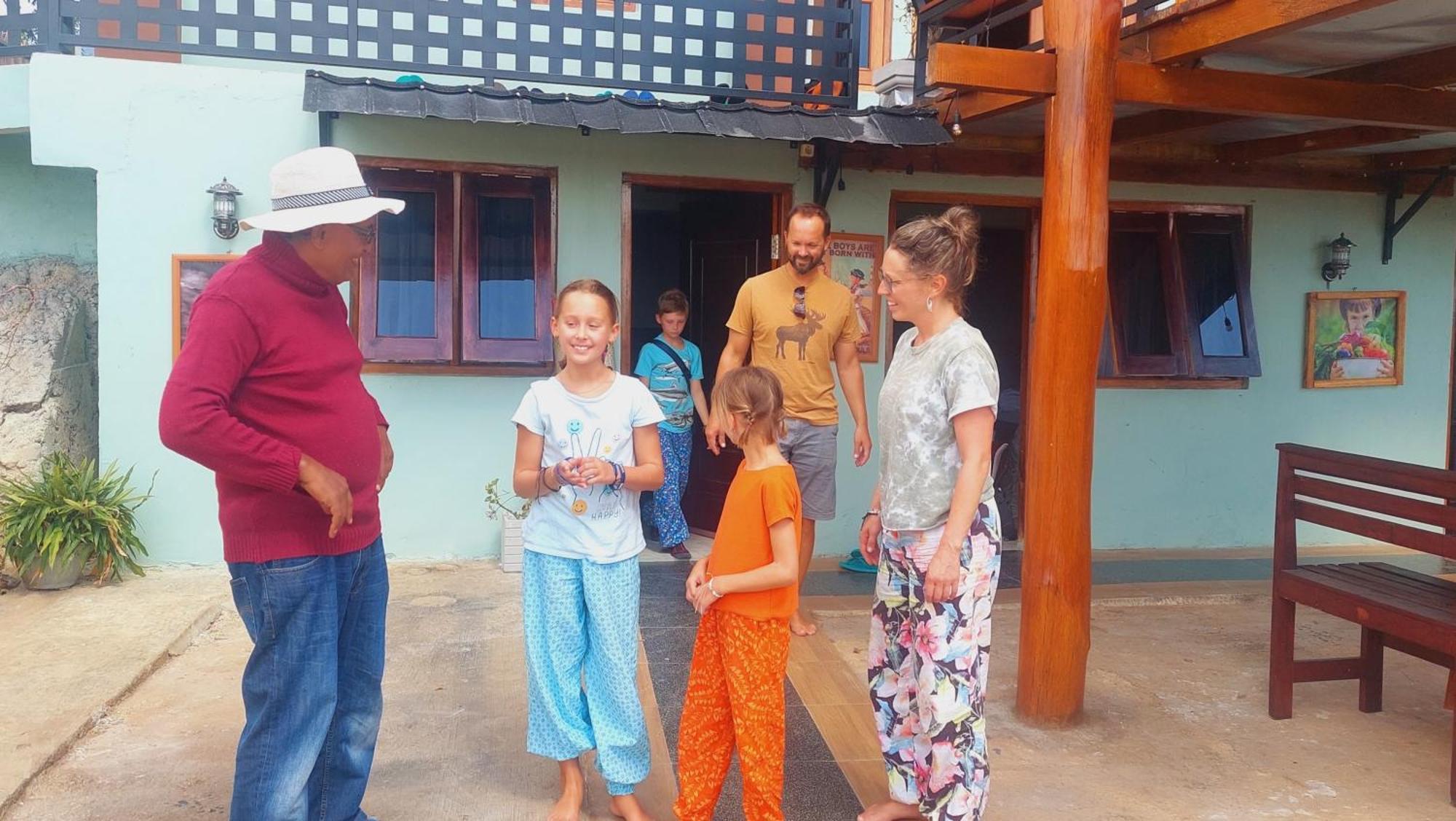 Kopa Hilltop - Family Guest Home Ruteng Zewnętrze zdjęcie