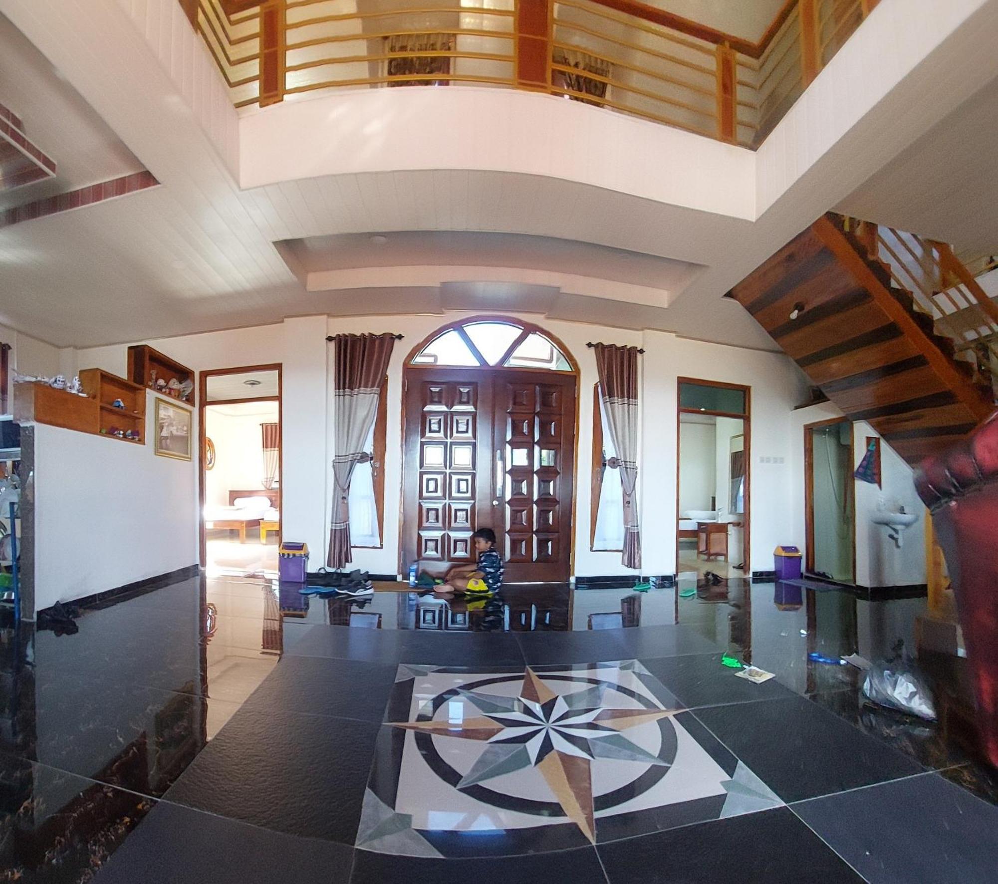 Kopa Hilltop - Family Guest Home Ruteng Zewnętrze zdjęcie